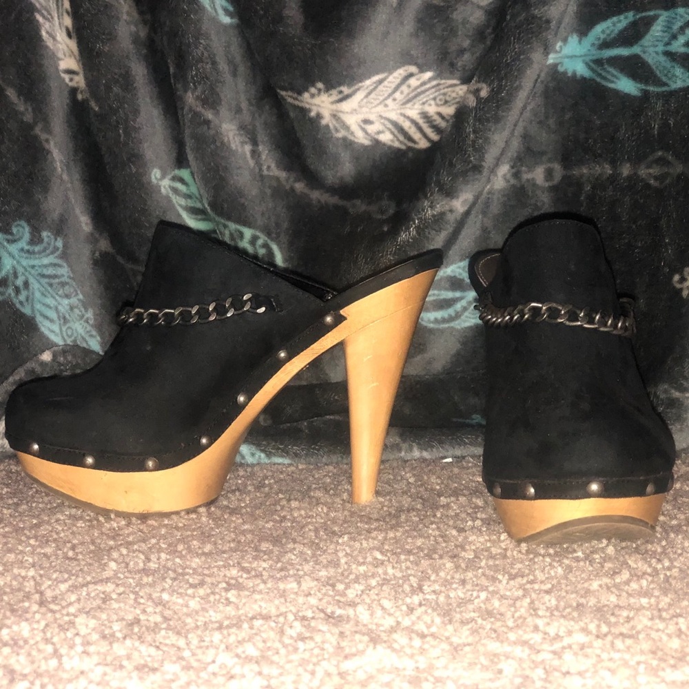 Black heels